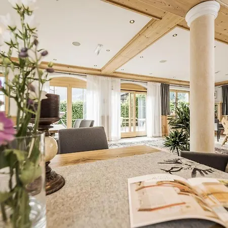 Отель Wohlfuehl Ferien-heim 4 Sterne 4*