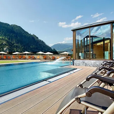 Wohlfuehl Ferien-heim 4 Sterne מלון 4*