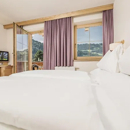 Wohlfuehl Ferien-heim 4 Sterne 4* צל אם צילר