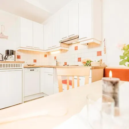 מלון Wohlfuehl Ferien-heim 4 Sterne 4*